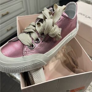 Sergio Rossi Metallic Pink Low-Top Sneakers with Cream Laces